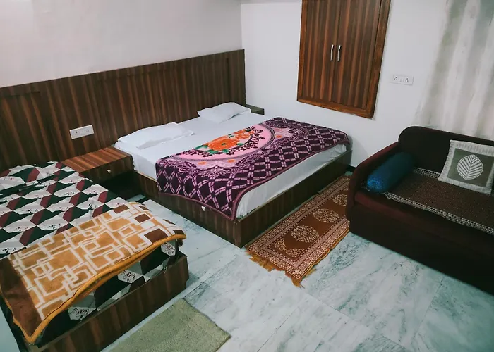 Laxmanji Villas Mount Abu